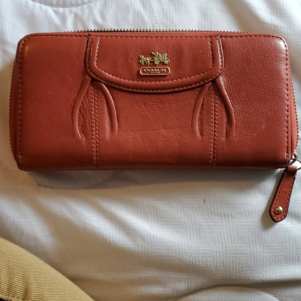 USED AUTHENTIC COACH LEATHER WALLET